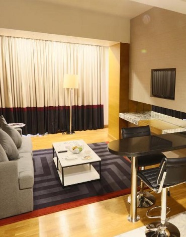 DTLA CONVENTION CENTER LUXE SUITE Main image 1
